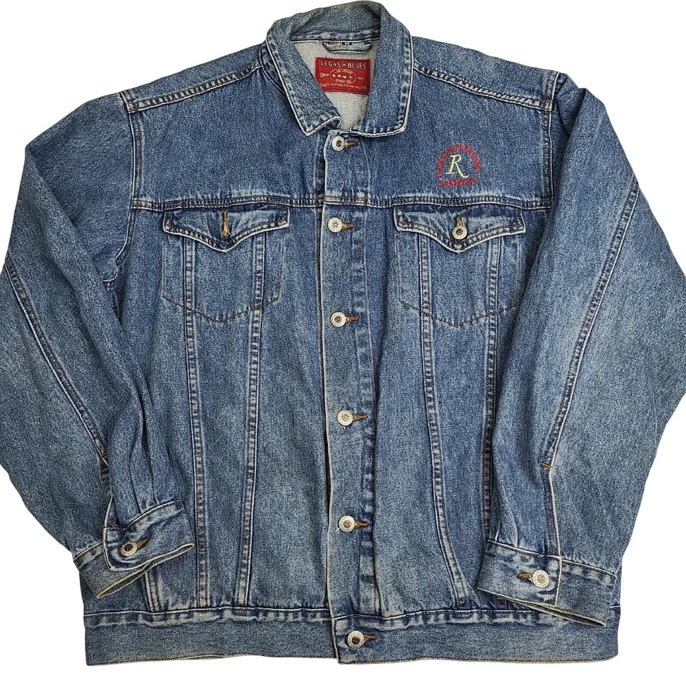 Riviera Hotel & Casino Mens Medium Blues Trucker Vintage Denim‎ Jacket Las Vegas